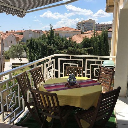 Sci Moliere Apartment Сен-Киприен Екстериор снимка