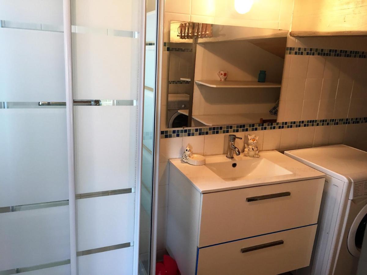Sci Moliere Apartment Сен-Киприен Екстериор снимка